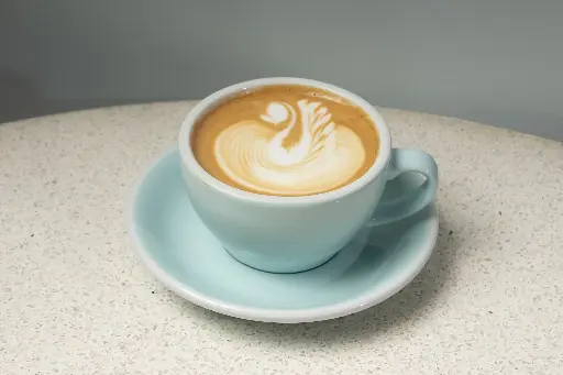 FLATWHITE (SINGLE ORIGIN)  - فلات وايت من مصدر واحد