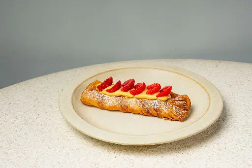 ﻿RASPBERRY DANISH - داينش التوت الاحمر ﻿