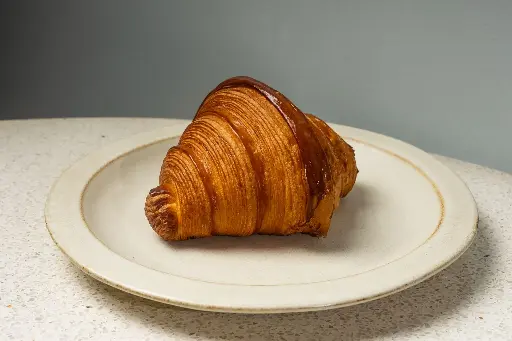 BUTTER CROISSANT - كرواسون بالزبدة
